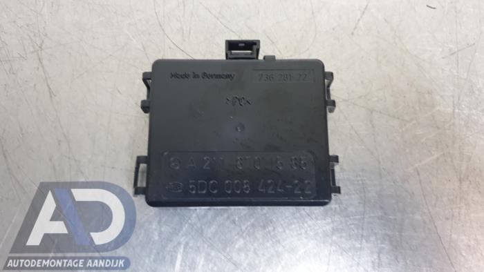 Begagnade Regnsensor Mercedes E Combi (S211) 3.0 E-280 CDI V6 24V Pris € 19,99 Marginaltabell erbjuds av Autodemontage Aandijk