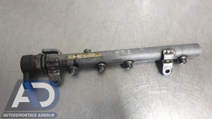 Usagé Système d'injection Mercedes E Combi (S211) 3.0 E-280 CDI V6 24V Prix € 49,99 Règlement à la marge proposé par Autodemontage Aandijk