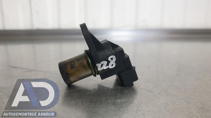 Begagnade Kamaxelsensor Mercedes E Combi (S211) 3.0 E-280 CDI V6 24V Pris € 14,99 Marginaltabell erbjuds av Autodemontage Aandijk