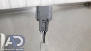 Sonde lambda d'un Dacia Lodgy (JS/SD0J) 1.2 TCE 16V 2017