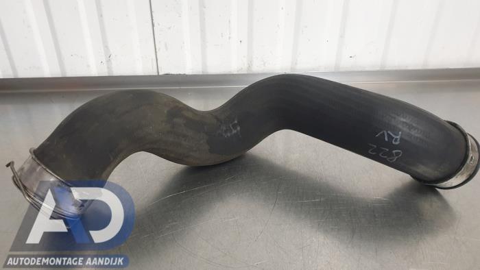 Gebrauchte Intercooler Schlauch Mercedes E Combi (S211) 3.0 E-280 CDI V6 24V Preis € 29,99 Margenregelung angeboten von Autodemontage Aandijk