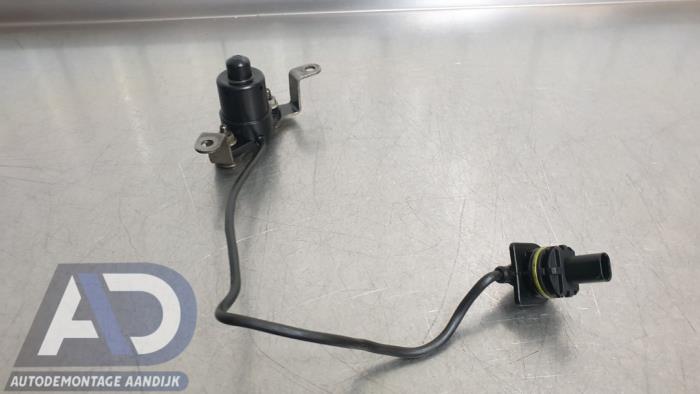Begagnade Oljenivåsensor Opel Zafira Tourer (P12) 2.0 CDTI 16V 170 Ecotec Pris € 39,99 Marginaltabell erbjuds av Autodemontage Aandijk
