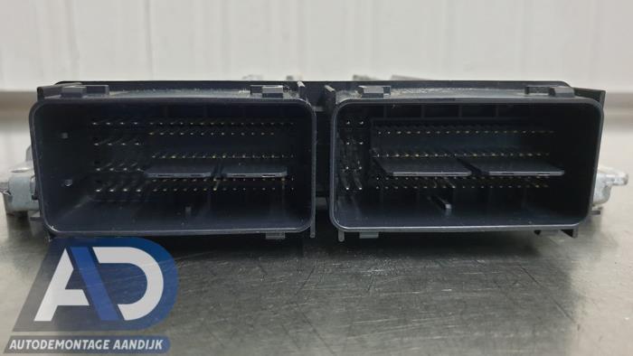 Engine management computer from a Ford Kuga II (DM2) 1.5 EcoBoost 16V 182 4x4 2018