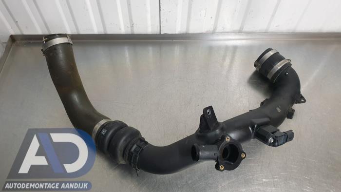 Gebrauchte Intercooler Rohr Ford Kuga II (DM2) 1.5 EcoBoost 16V 182 4x4 Preis € 74,99 Margenregelung angeboten von Autodemontage Aandijk