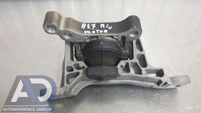 Used Engine mount Ford Kuga II (DM2) 1.5 EcoBoost 16V 182 4x4 Price € 39,99 Margin scheme offered by Autodemontage Aandijk