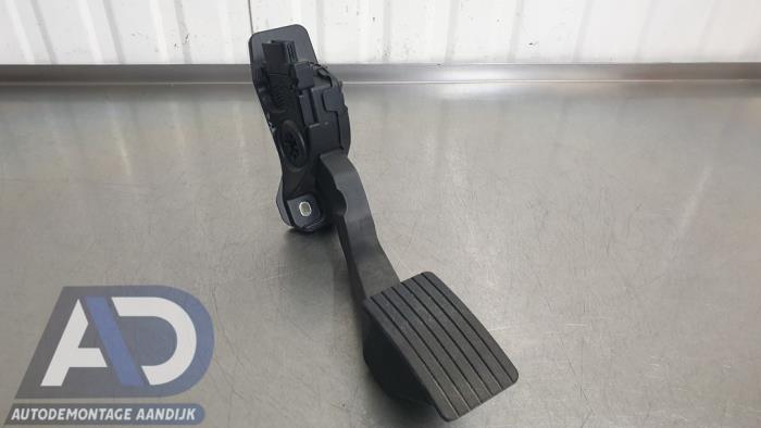 Begagnade Gaspedalsensor Mitsubishi Space Star (A0) 1.2 12V Pris € 19,99 Marginaltabell erbjuds av Autodemontage Aandijk