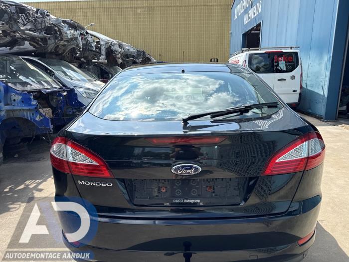 Begagnade Baklucka Ford Mondeo IV 2.3 16V Pris € 199,99 Marginaltabell erbjuds av Autodemontage Aandijk