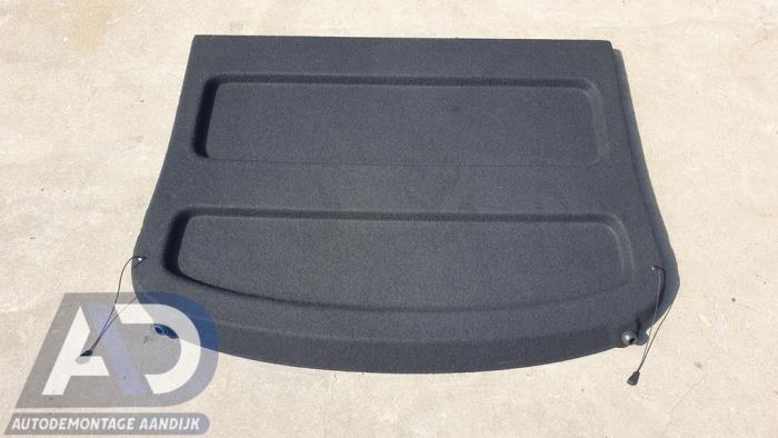 Parcel shelf
