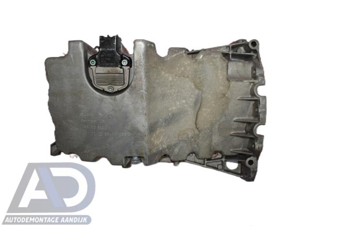 Usagé Couvercle carter Audi A4 (B6) 2.0 20V Prix € 39,99 Règlement à la marge proposé par Autodemontage Aandijk