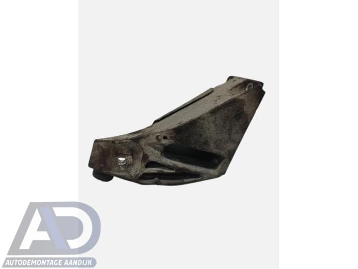 Used Engine mount BMW X5 (E70) xDrive 30d 3.0 24V Price € 29,99 Margin scheme offered by Autodemontage Aandijk