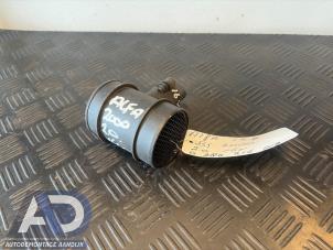 Luftmassenmesser van een Alfa Romeo 156 (932) 2.0 Twin Spark 16V 2000