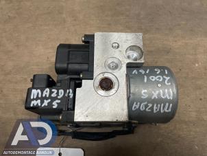 Pompa ABS z Mazda MX-5 (NB18/35/8C) 1.6i 16V 2001
