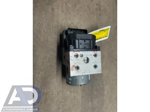 Pompa ABS z Mazda MX-5 (NB18/35/8C) 1.6i 16V 2001