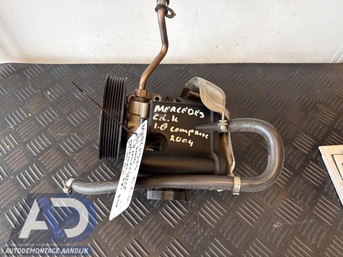 Begagnade Servostyrningspump Mercedes CLK (C209) 1.8 200K 16V Pris € 74,99 Marginaltabell erbjuds av Autodemontage Aandijk