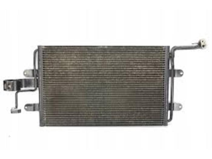 Air conditioning radiator from a Audi A3 (8L1) 1.6 1998