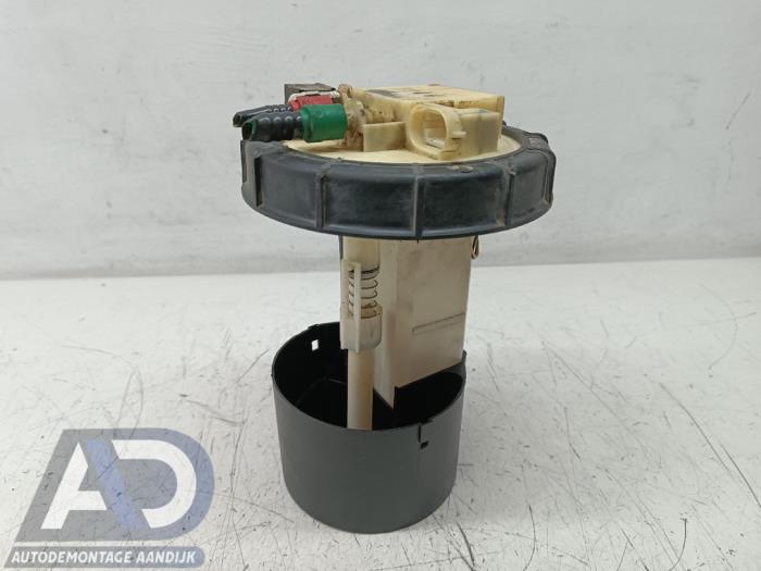 Gebrauchte Kraftstoffpumpe Elektrisch Renault Kangoo Express (FC) 1.9 D 65 Preis € 14,99 Margenregelung angeboten von Autodemontage Aandijk