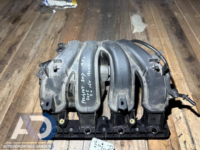Gebrauchte Ansaugbrugge Peugeot 307 CC (3B) 2.0 16V Preis € 49,99 Margenregelung angeboten von Autodemontage Aandijk