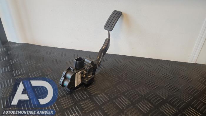 Begagnade Gaspedalsensor Landrover Range Rover Sport (LS) 3.6 TDV8 32V Pris € 39,99 Marginaltabell erbjuds av Autodemontage Aandijk