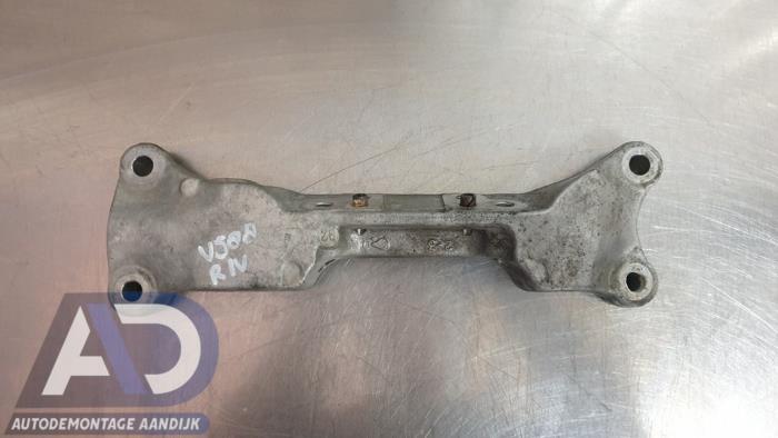 Engine mount from a Peugeot 207 CC (WB) 1.6 16V 2009