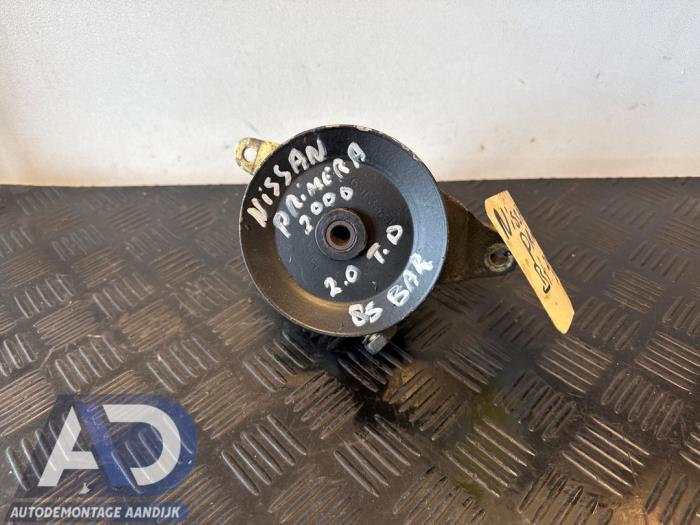 Usagé Pompe de direction Nissan Primera Traveller (WP11) 2.0 TD SLX Prix € 34,99 Règlement à la marge proposé par Autodemontage Aandijk