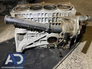 Engine crankcase from a Volkswagen Polo IV (9N1/2/3) 1.4 16V 2006