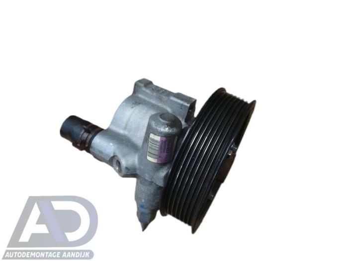 Usagé Pompe de direction Renault Laguna Coupé (DT) 2.0 Turbo 16V GT Prix € 49,99 Règlement à la marge proposé par Autodemontage Aandijk