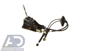 Coffret Miniature Renault Laguna 1/43 – Moulé Bleu + Autre Modèle (années 50)