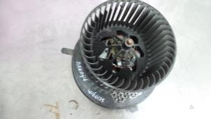 Usados Motor de ventilador de calefactor Volkswagen Eos (1F7/F8) 1.4 TSI 16V BlueMotion Precio € 39,99 Norma de margen ofrecido por Autodemontage Aandijk