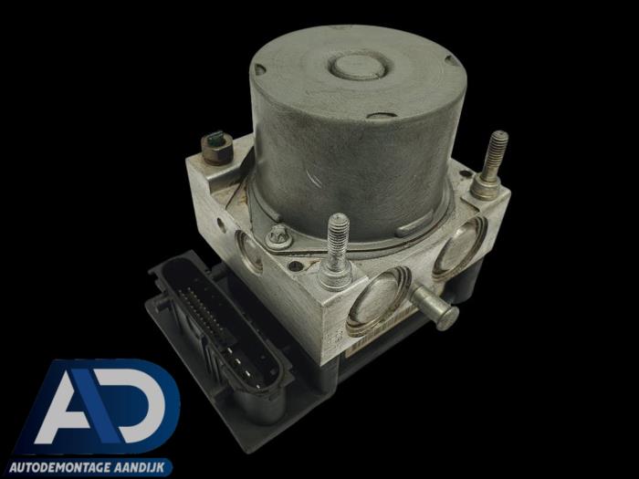 Gebrauchte ABS Pumpe Renault Kangoo Express (FC) 1.5 dCi 60 Preis € 34,99 Margenregelung angeboten von Autodemontage Aandijk