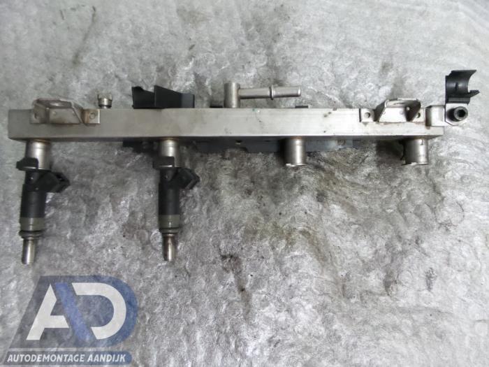 Usagé Système d'injection BMW 3 serie (E46/2) 318 Ci 16V Prix € 49,99 Règlement à la marge proposé par Autodemontage Aandijk