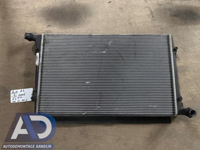 Used Radiator Audi A3 Sportback (8PA) 2.0 TDI 16V Price € 39,99 Margin scheme offered by Autodemontage Aandijk