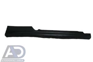 Used Side skirt, right Peugeot RCZ (4J) 1.6 16V THP Price € 99,99 Margin scheme offered by Autodemontage Aandijk
