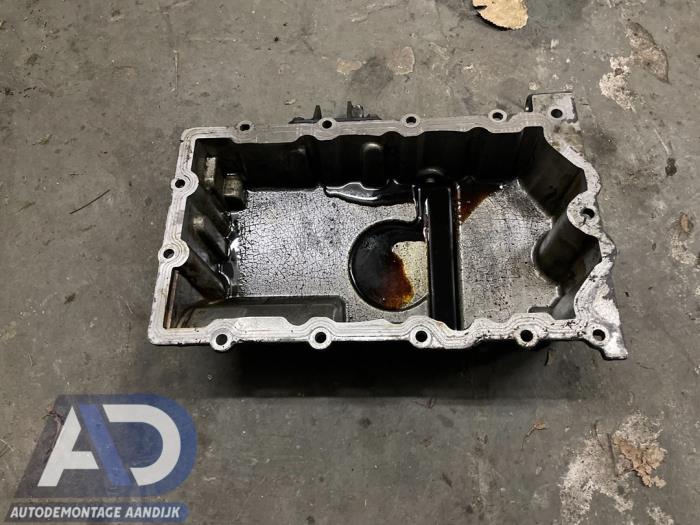 Gebrauchte Ölwanne Mini Mini Cooper S (R53) 1.6 16V Preis € 39,99 Margenregelung angeboten von Autodemontage Aandijk