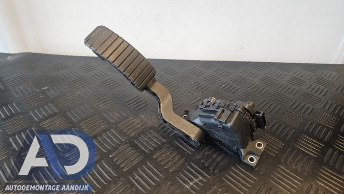 Begagnade Gaspedalsensor Renault Laguna II Grandtour (KG) 1.9 dCi 120 Pris € 24,99 Marginaltabell erbjuds av Autodemontage Aandijk