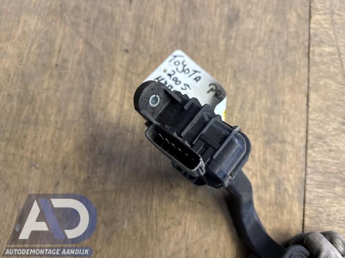 Gaspedalposition Sensor van een Toyota Prius (NHW20) 1.5 16V 2005
