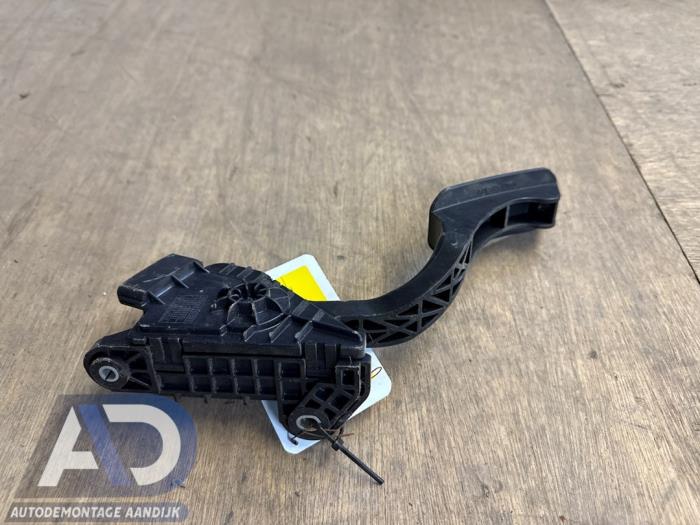 Gaspedalposition Sensor van een Toyota Prius (NHW20) 1.5 16V 2005