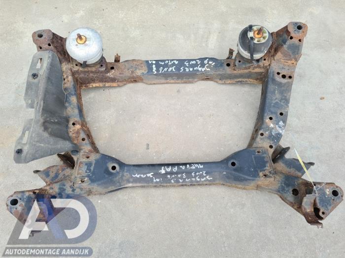 Used Subframe Jaguar S-type (X200) 3.0 V6 24V Price € 99,99 Margin scheme offered by Autodemontage Aandijk
