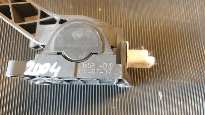Czujnik polozenia pedalu gazu z Peugeot 307 SW (3H) 2.0 HDi 90 2004