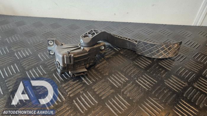 Begagnade Gaspedalsensor Audi A6 Avant (C5) 2.5 TDI V6 24V Pris € 24,99 Marginaltabell erbjuds av Autodemontage Aandijk