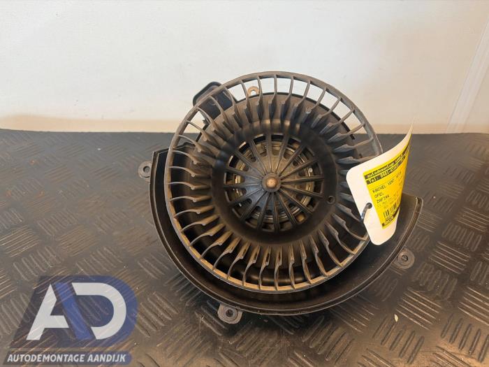 Heater blower fan relay