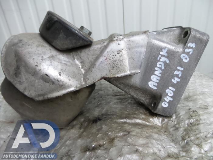 Used Engine mount Mercedes C (W203) 1.8 C-200K 16V Price € 39,99 Margin scheme offered by Autodemontage Aandijk