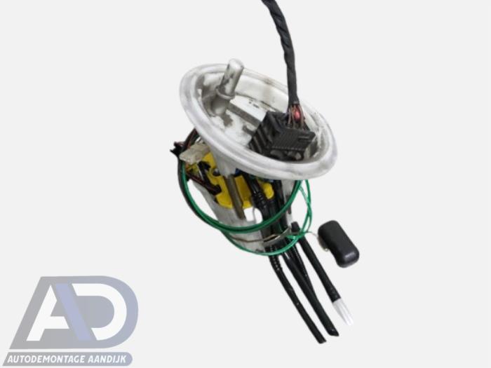 Usagé Pompe diesel BMW 5 serie Touring (E61) 530xd 24V Prix € 49,99 Règlement à la marge proposé par Autodemontage Aandijk