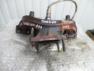 Used Exhaust manifold Peugeot 207 Price on request offered by Autodemontage Aandijk