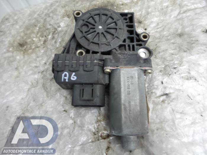 Usados Motor de ventanilla de puerta Audi A6 Precio € 24,99 Norma de margen ofrecido por Autodemontage Aandijk