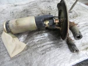 Usados Bomba de gasolina Suzuki Alto (SH410) 1.0 GA,GL Precio € 29,99 Norma de margen ofrecido por Autodemontage Aandijk