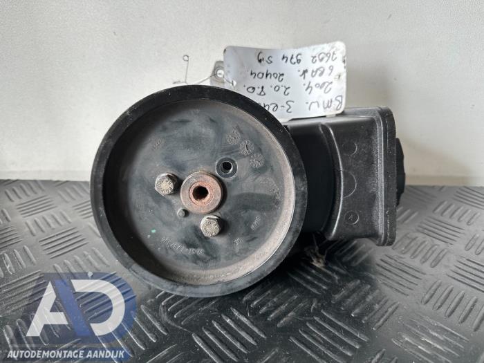Used Power steering pump BMW 3 serie (E46/4) 318d 16V Price € 49,99 Margin scheme offered by Autodemontage Aandijk