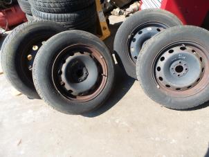 Used Set of wheels Fiat Stilo (192A/B) 1.6 16V Price on request offered by Autodemontage Aandijk