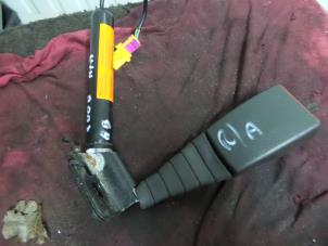 Used Rear seatbelt tensioner, right Opel Vectra Price on request offered by Autodemontage Aandijk