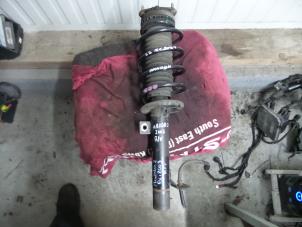 Used Front shock absorber rod, right Mazda 2. Price on request offered by Autodemontage Aandijk