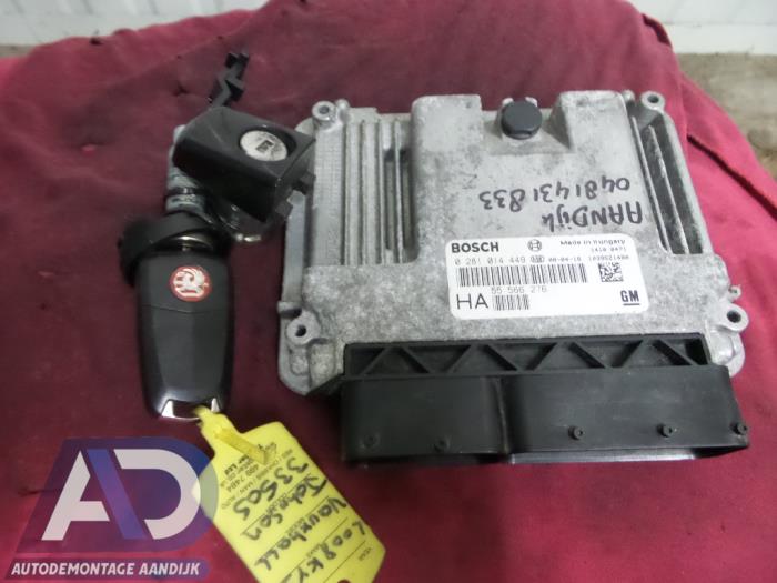 Engine management computer from a Opel Vectra C GTS 1.9 CDTI 16V 2008